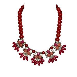 Talbots coral rhinestone statement necklace in gold setting